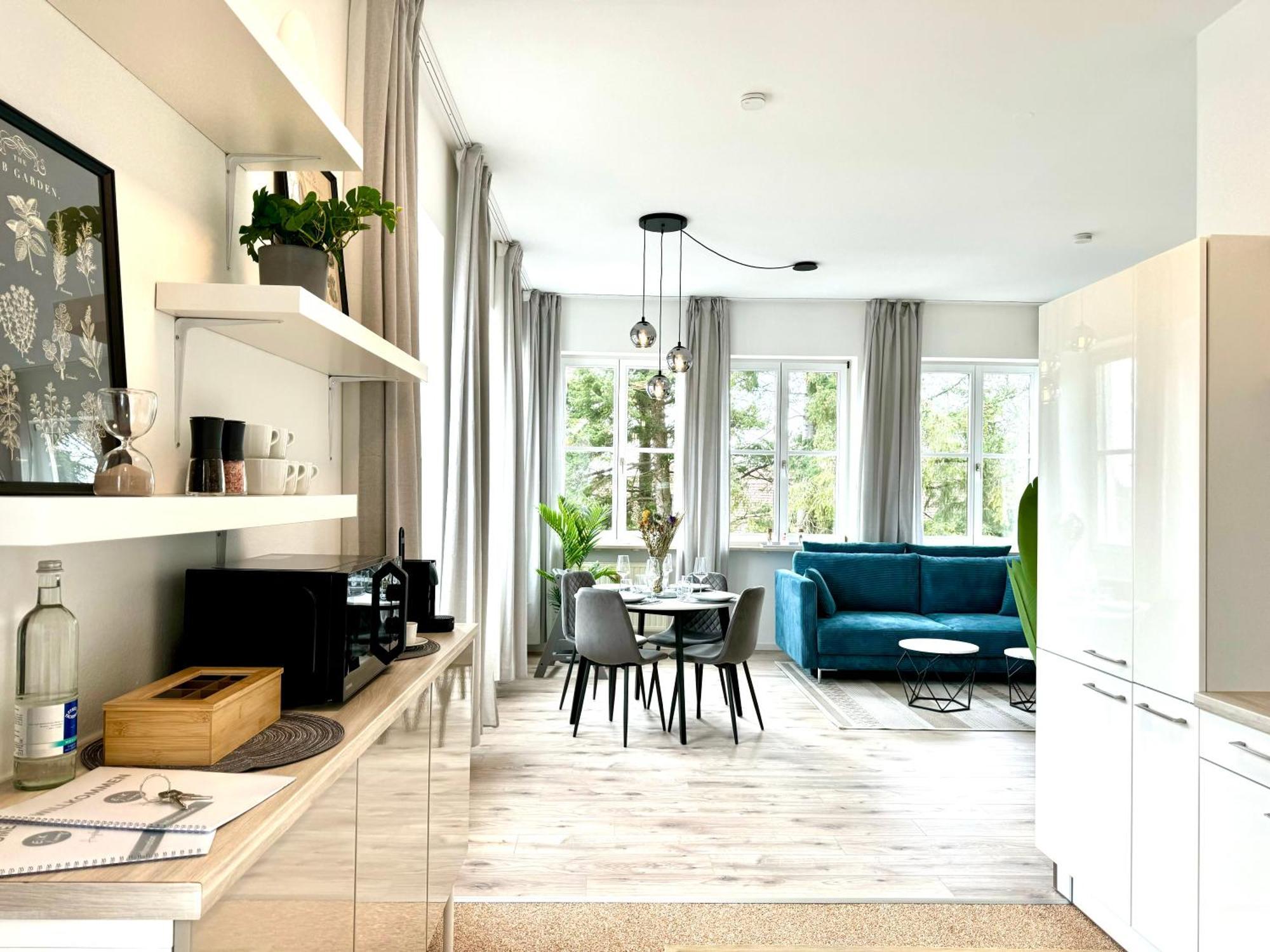 E&k Living - - Design - Kitchen - Free Parking Apartment Gersthofen